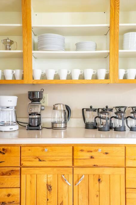 Charming 1Bd Suite In Capitol Hill - Foxglove Inn Сиэтл Экстерьер фото